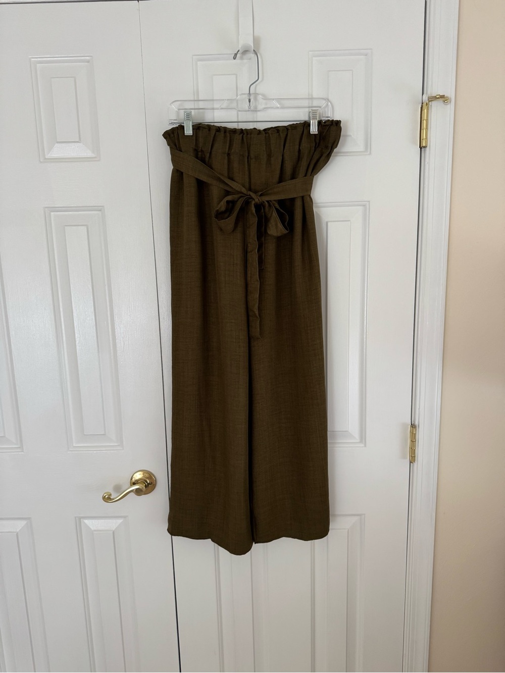 High-Waist Wide-Leg Pants - Olive